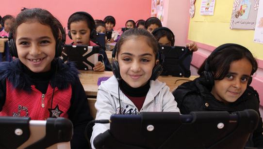 Meisjes_Can't Wait to Learn_War Child in Jordanie_190802