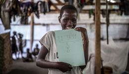 Burundi girl fled to DRC is now in school_War Child DR Congo_180628