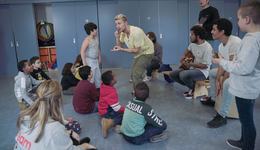 Chef'Special ambassadeur neemt een lied op met gevluchte kinderen_War Child Nederland_201116