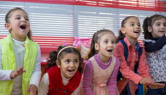 Meisjes doen mee met IDeal in Jordanië_War Child Jordanie_180423