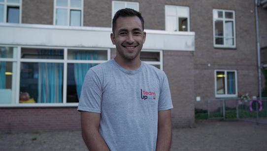 Volunteer for War Child TeamUp-Robert_War Child_200810