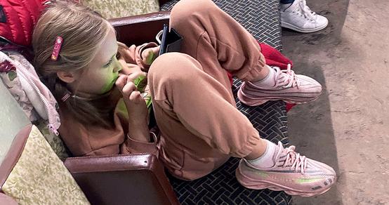 War-Child-Holland_Ukraine-new-attacks-October_Education-App-CWTL_3_Ukraine_221011