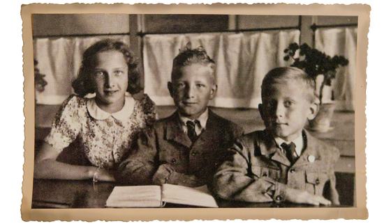 War-Child-Nederland_Familie-Laban_Oorlog-is-Erfelijk_2024