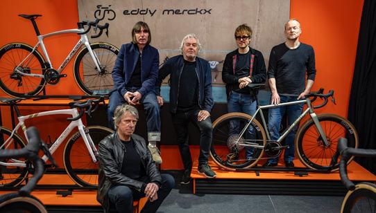 War-Child-Nederland_The-Analogues_Ticket-to-Ride_1