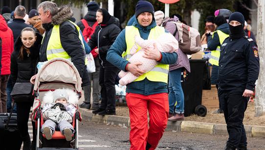 War-Child_Noodhulp-in-Oekraine_gevluchte-kinderen-psychosociaal-ondersteunen_Roemenie_220228