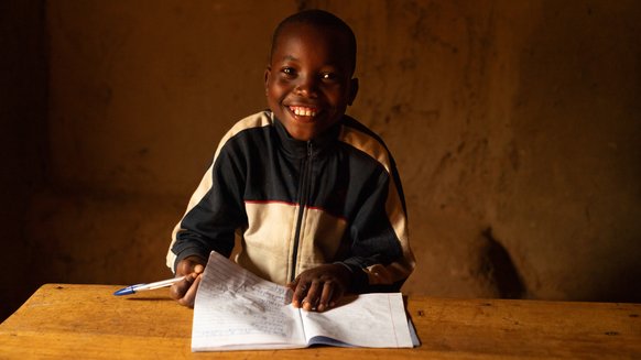 240423_WCA_UG_Nakivale_TeamUp_ChildStory_DR-12_lpr (2)