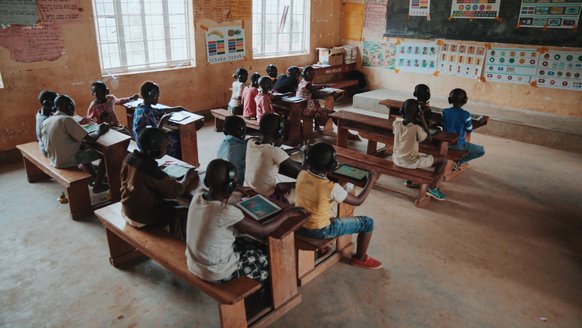 Can't Wait to Learn tablets kinderen onderwijs bieden door War Child