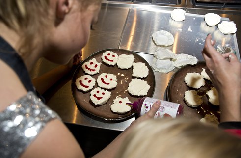 Vier je kerstfeestje voor War Child