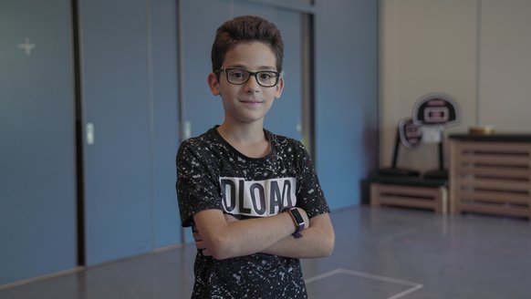 Nieuwkomerkind uit Syrie krijgt naast onderwijs ook sport en speloefeningen van TeamUp