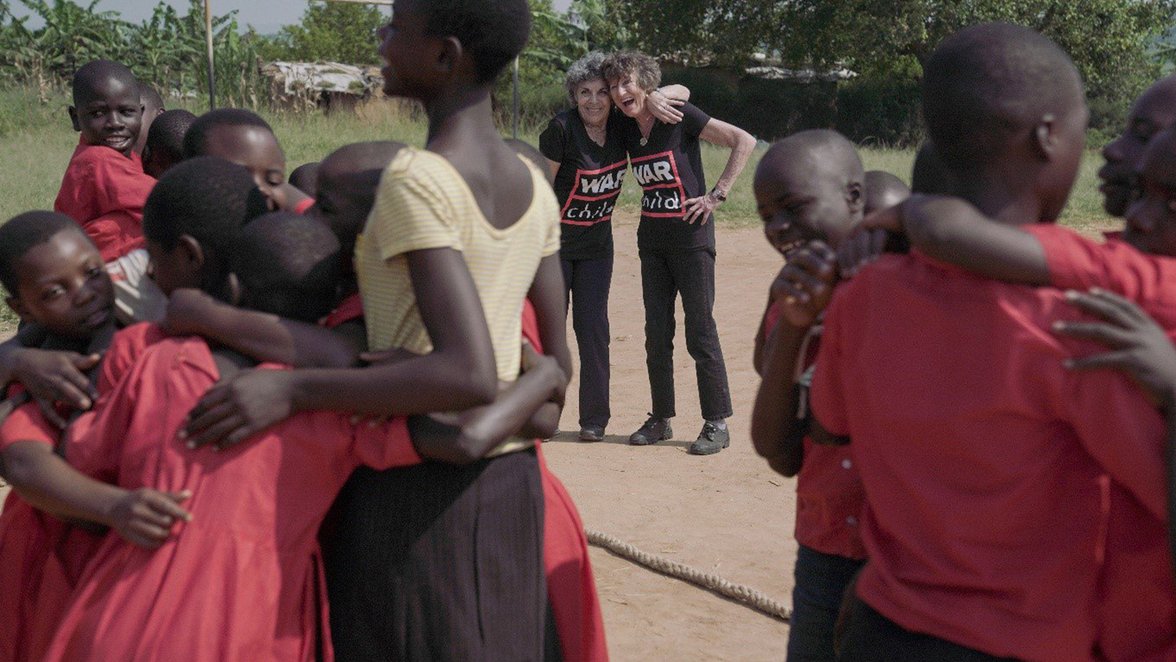 Op bezoek bij kinderen in oorlog en projecten van War Child in Oeganda
