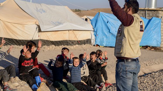 War Child helpt kinderen in oorlog weer kind zijn op veilige plekken