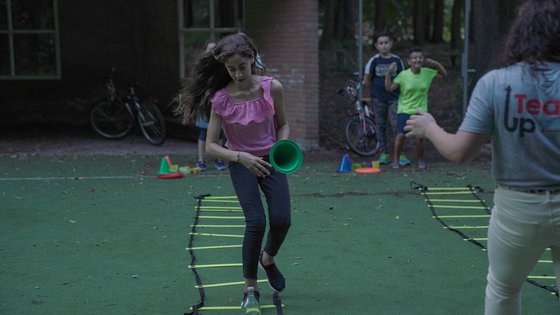 TeamUp voor gevluchte kinderen in Nederland - War Child