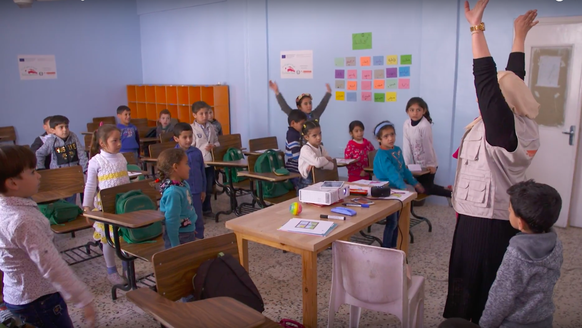 Kinderen uit Syrie nu les in Libanon met War Child