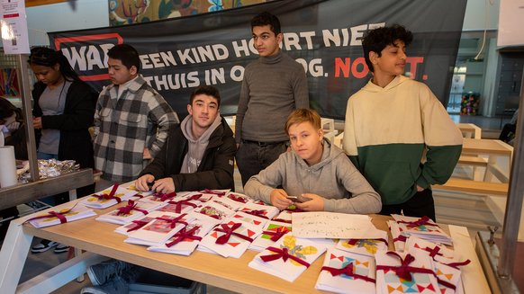 De Wereld War Child-markt haalde ruim 1000 euro op