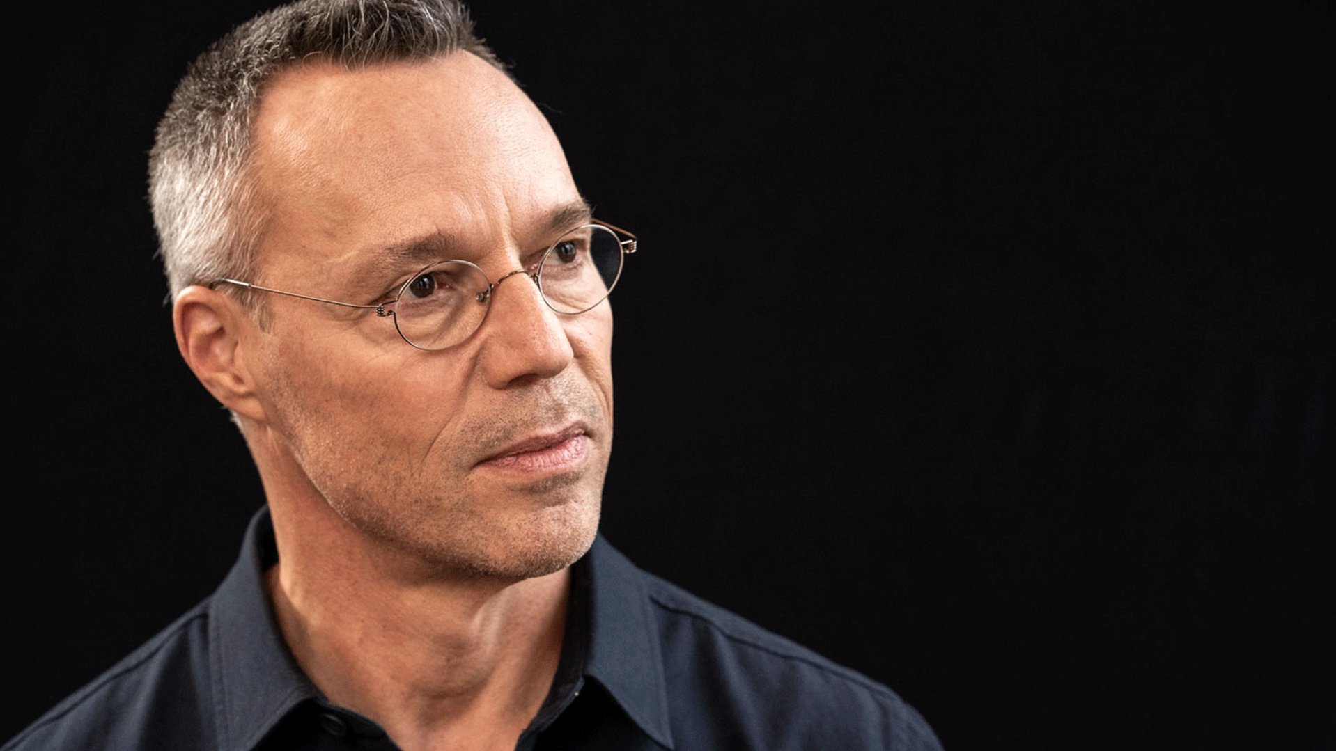 Historicus Hans Goedkoop vertelt over de impact van oorlog voor War Child's campagne: Oorlog is Erfelijk
