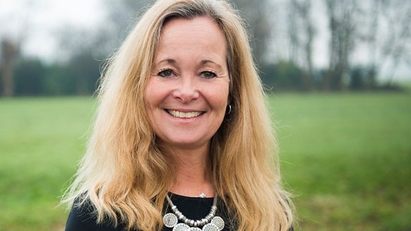 Joyce van der Est - ASN Bank - hoofdsponsor War Child - Goed Bezig