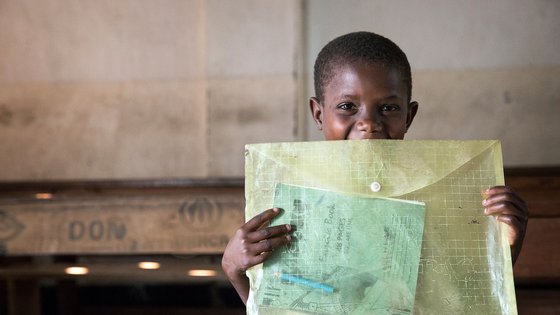 meisje Burundi recht op onderwijs