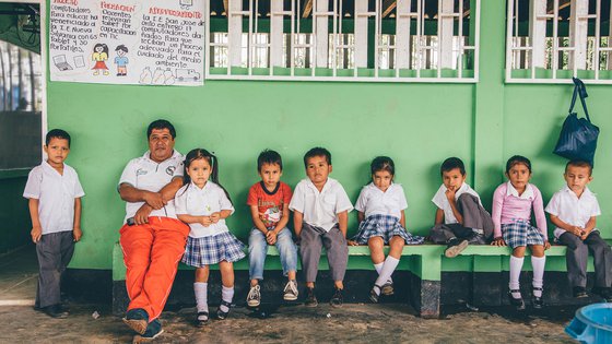 Kinderen in Colombia recht op onderwijs War Child