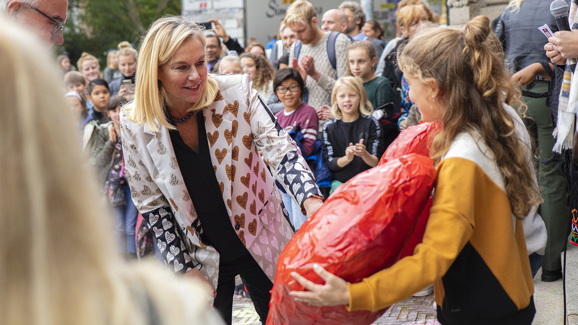 War Child Getekend voor het leven - petitie-overhandiging