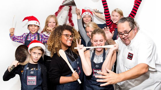 Kinderen kerst vieren diner hapjes War Child ambassadeurs