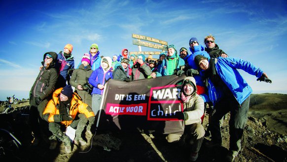 Kilimanjaro beklimmen met War Child